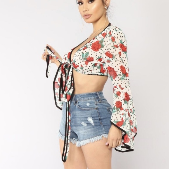 Awesome dot crop top - Picture 5 of 5